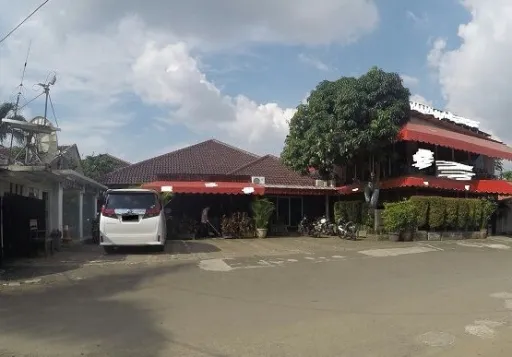 Ruang Usaha Dekat Mercure Hotel Lebak Bulus, Jakarta Selatan
