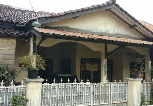 Rumah Kompleks Karawaci, Tangerang