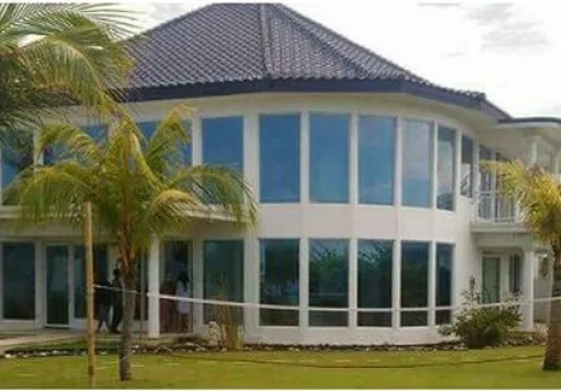 Villa Dekat Pantai Purnama, Gianyar, Bali