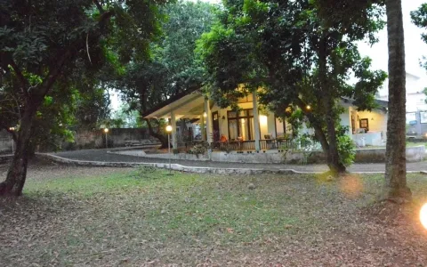 Rumah Jl. Moh Kahfi 1, Sudah Renov, Jagakarsa
