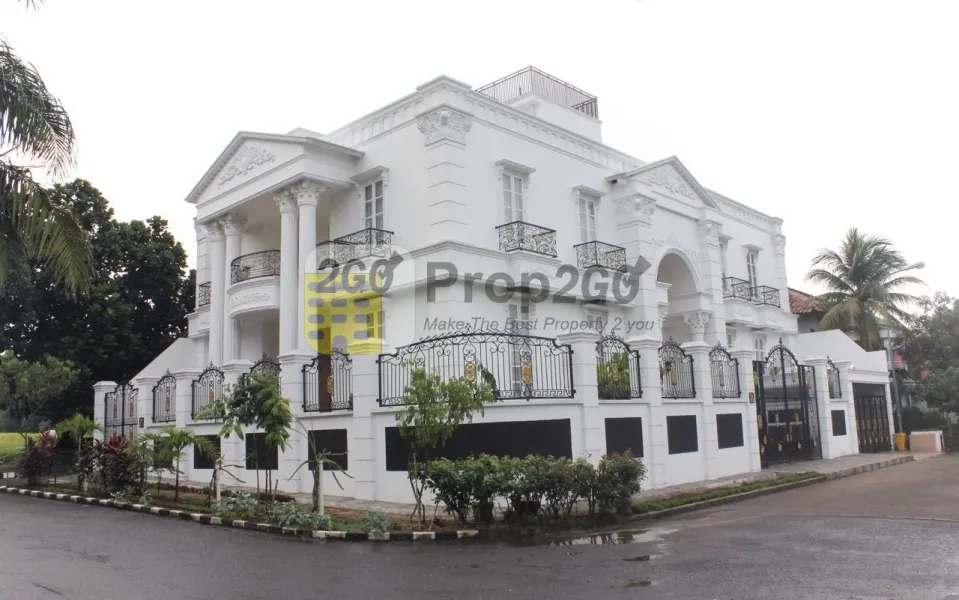 Rumah Mewah Modern Hill Pondok Cabe Udik, Tangerang Selatan.