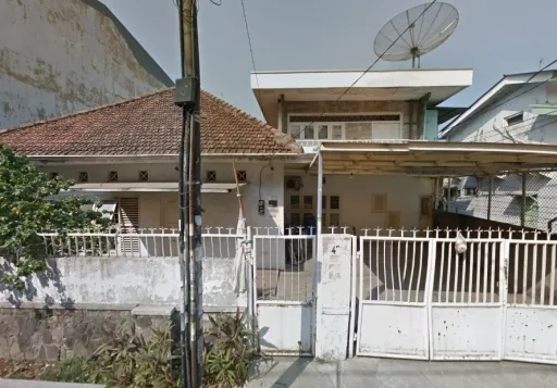 Rumah Tua Siap Huni di Jl. Petojo, Cideng