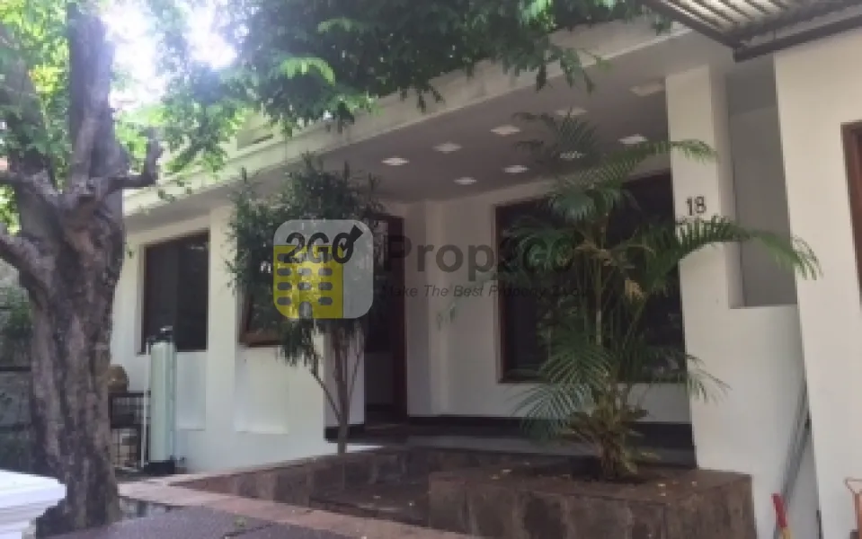 Rumah Disewakan di Jl. Mendawai, Kebayoran Baru, Jakarta