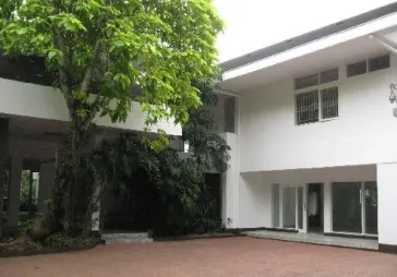 Rumah Jl. Kemang Utara, Terawat dan Rapi, Jakarta Selatan