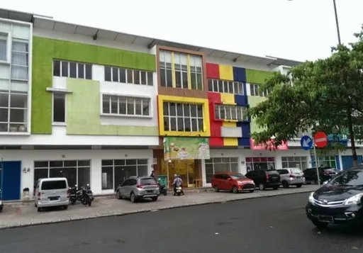 Ruko Modern Square Di Kelapa Indah, Tangerang, Full Renov
