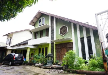 Rumah Jl, Lampiri Pondok Kelapa, Jakarta Timur