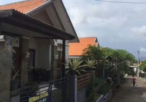 Dijual Rumah Cantik Jalan Kenari Jimbaran Bali VC-R024