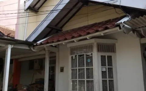 Rumah Jl. Perkici Bintaro Jaya Sektor 5, Jakarta ST-R048