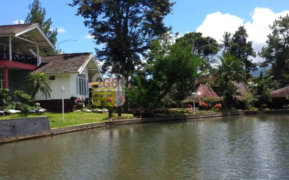 Hotel Murah Di Cisarua Bogor 500 m dari jalan raya puncak