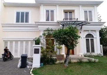 Dijual Rumah Fontainebleau Bukit Golf BSD, BSD City St-R981