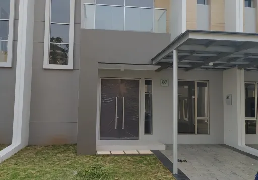 Rumah Bangunan Baru Golf Island Penjaringan Jakarta Utara
