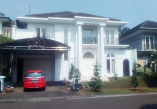 Rumah Cantik Less Belles Maison, BSD City Tangerang ST-R982