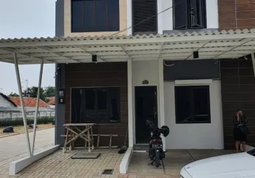 Dijual Rumah Kost Komp Ruko Colombus Karawang Barat