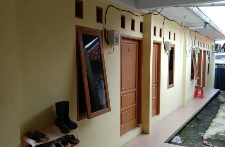 Rumah 1 lantai   5 kontrakan   tanah kosong  Cirendeu |MA-R0