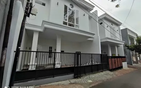 Dijual Rumah Lux Modern Classic Jl Sawo 2 Jagakarsa, Jakarta