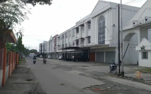 Dijual Rumah Komplek The Raztan Palace Medan -R-0311