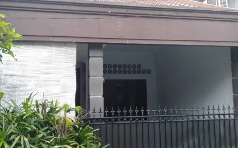 Rumah Komplek Kimia Farma Duren Sawit, Jakarta Timur