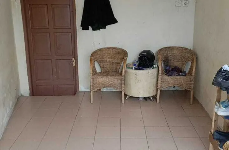 Dijual Rumah Jl Raya Kresek Gang Al Falah | R - 123