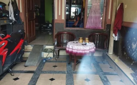 Dijual Rumah Kebon Jeruk  ( Jalan Panjang ) | R - 135