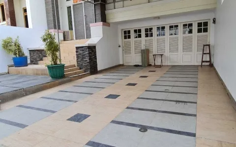 Rumah Katamaran Indah Pantai Indah Kapuk, Jakarta