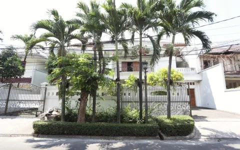 Rumah Mewah Jl Taman Patra Kuningan, Jakarta Selatan