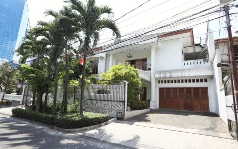 Rumah Mewah Jl Taman Patra Kuningan, Jakarta Selatan