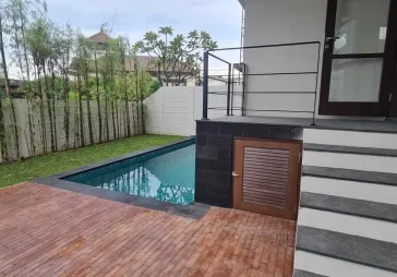 Dijual Villa Jl Bypass Ngurah rai, Puri Bendesa Kuta Bali