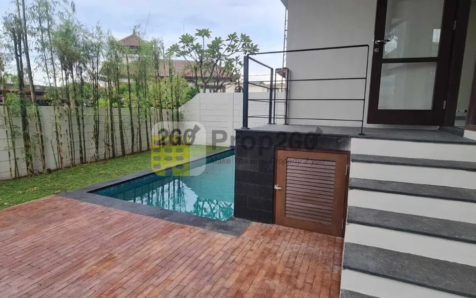 Dijual Villa Jl Bypass Ngurah rai, Puri Bendesa Kuta Bali