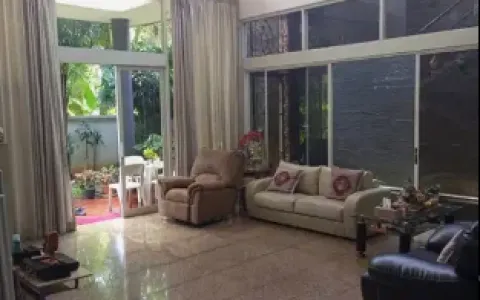 Dijual Rumah di Kebon Jeruk