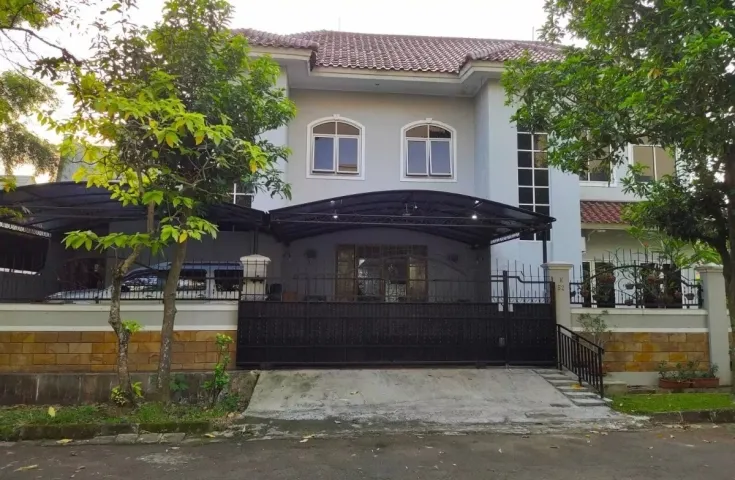 Dijual Murah Rumah Giri Loka Siap Pakai , Serpong