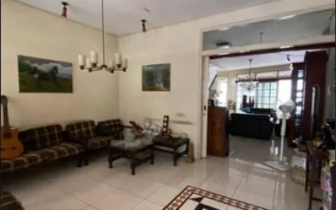 Dijual Rumah Cirendeu permai V , Lebak Bulus Jakarta Selatan