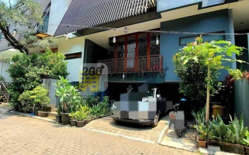 Rumah Town House Jakarta Selatan