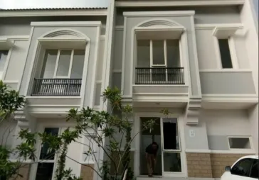 Dijual Rumah Cluster Sevilla park BSD