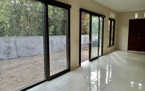 Dijual Rumah Baru BUC Gianyar Bali Dekat Denpasar Sanur Pusat Ubud