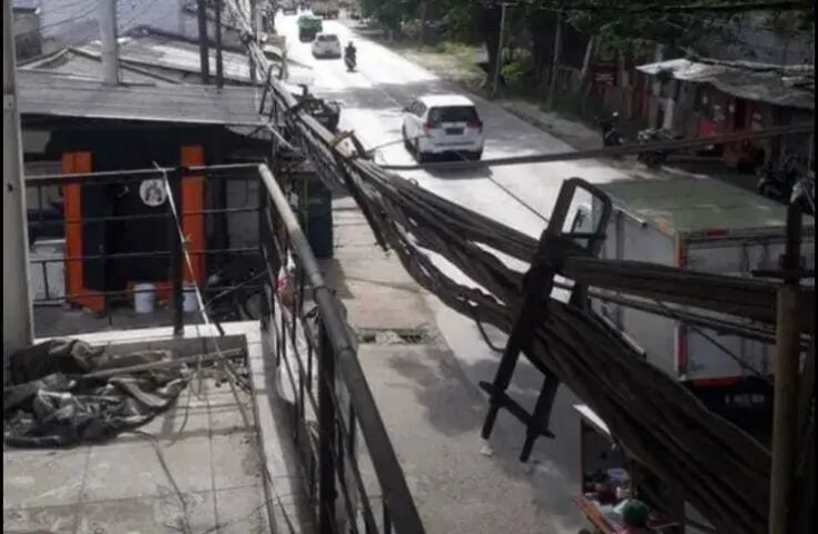 dijual cepat gudang komersil