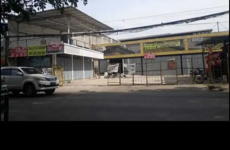 dijual cepat gudang komersil
