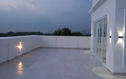 Dijual Cepat Rumah di PIK Venice View Danau