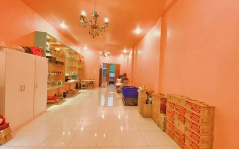 DIJUAL CEPAT RUMAH MURAH BISA UNTUK CLOUD KITCHEN, PABRIK, KONVEKSI,STUDIO MUSIK   SMART OFFICE DI JAKARTA SELATAN