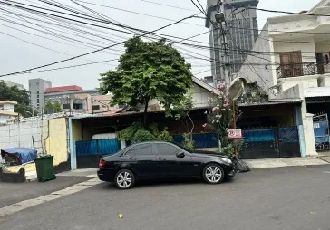 Dijual Cepat Rumah Kebun Sirih, Jakarta