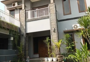 Sewa Villa Ross Jl Dewi Sri Denpasar, Bali