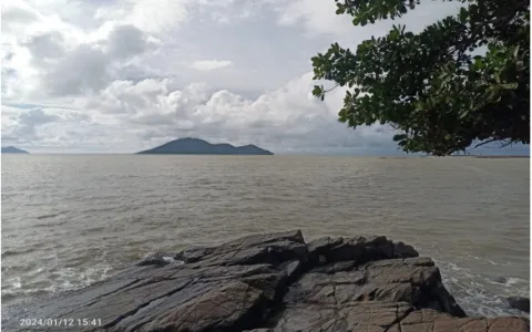 Dijual Tanah di Pesisir Pantai Kota Singkawang, Kalimantan Barat