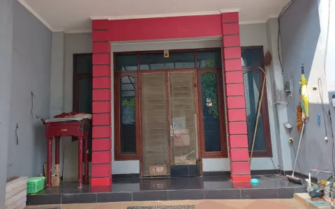 Disewakan Rumah Sunter Jaya 2,5 Lantai, Jakarta Utara
