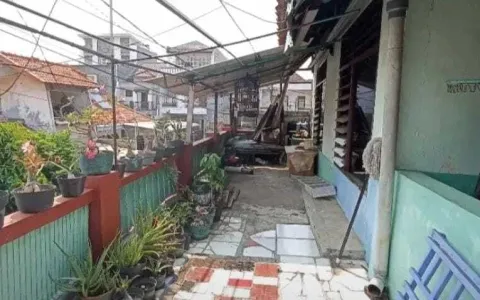 dijual cepat rumah dalam komplek daerah jakarta timur