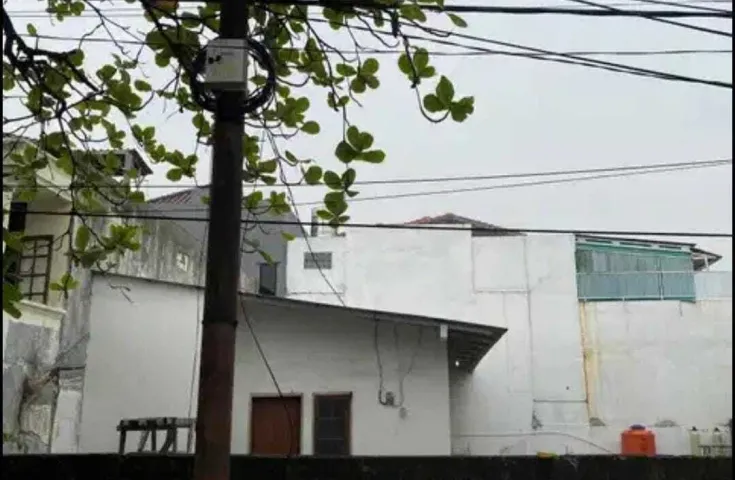 disewakan cepat lahan dengan gedung