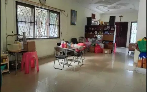 dijual cepat rumah di jalan jelambar jaya 3