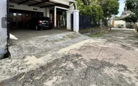 Dijual Rumah Di Ciledug Dalam Komplek, Tangerang