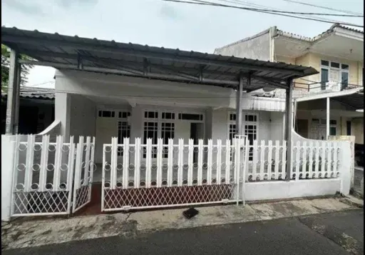 dijual cepat rumah di daerah meruya