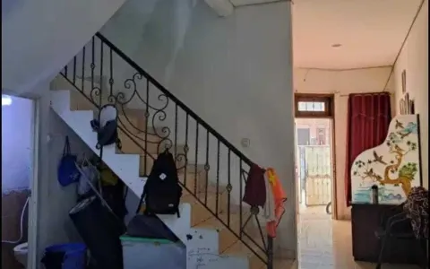 dijual cepat rumah di jl kosambi dalam