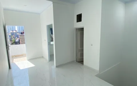 Dijual Rumah Di Jl.. Menteng, Tanjung Duren. jakarta Barat