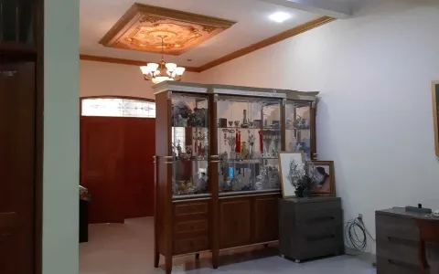 Dijual Rumah Di Jl. Tambora, Jakarta Barat